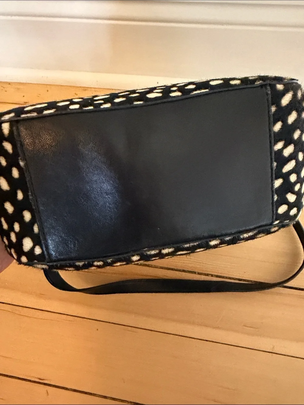 Tory Burch Black and Cream Spotted Satchel with Gold Hardware - Picture 6 of 10